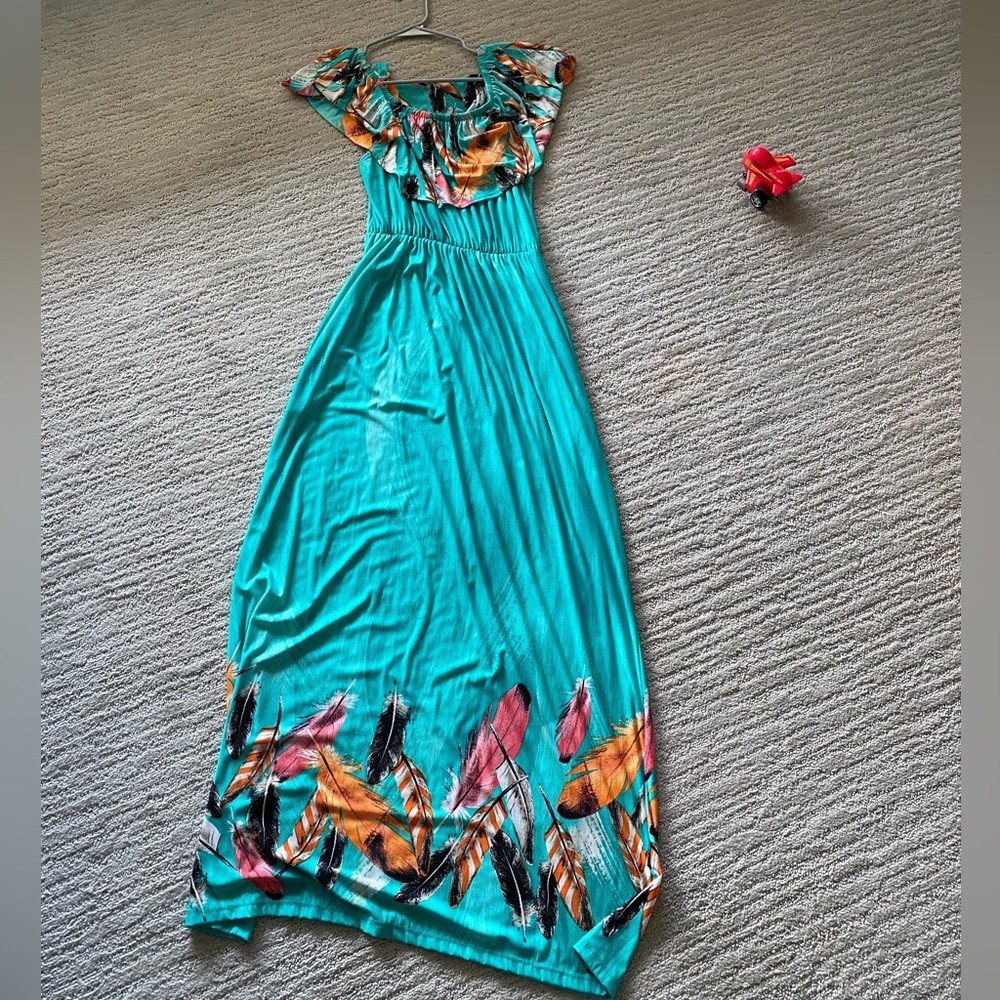 Off shoulder dress